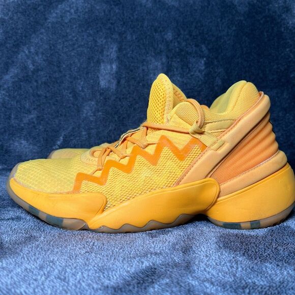 🖤 Adidas Crayola D.O.N. Issue #2 J Solar Gold Men's Size 5 - Picture 1 of 8